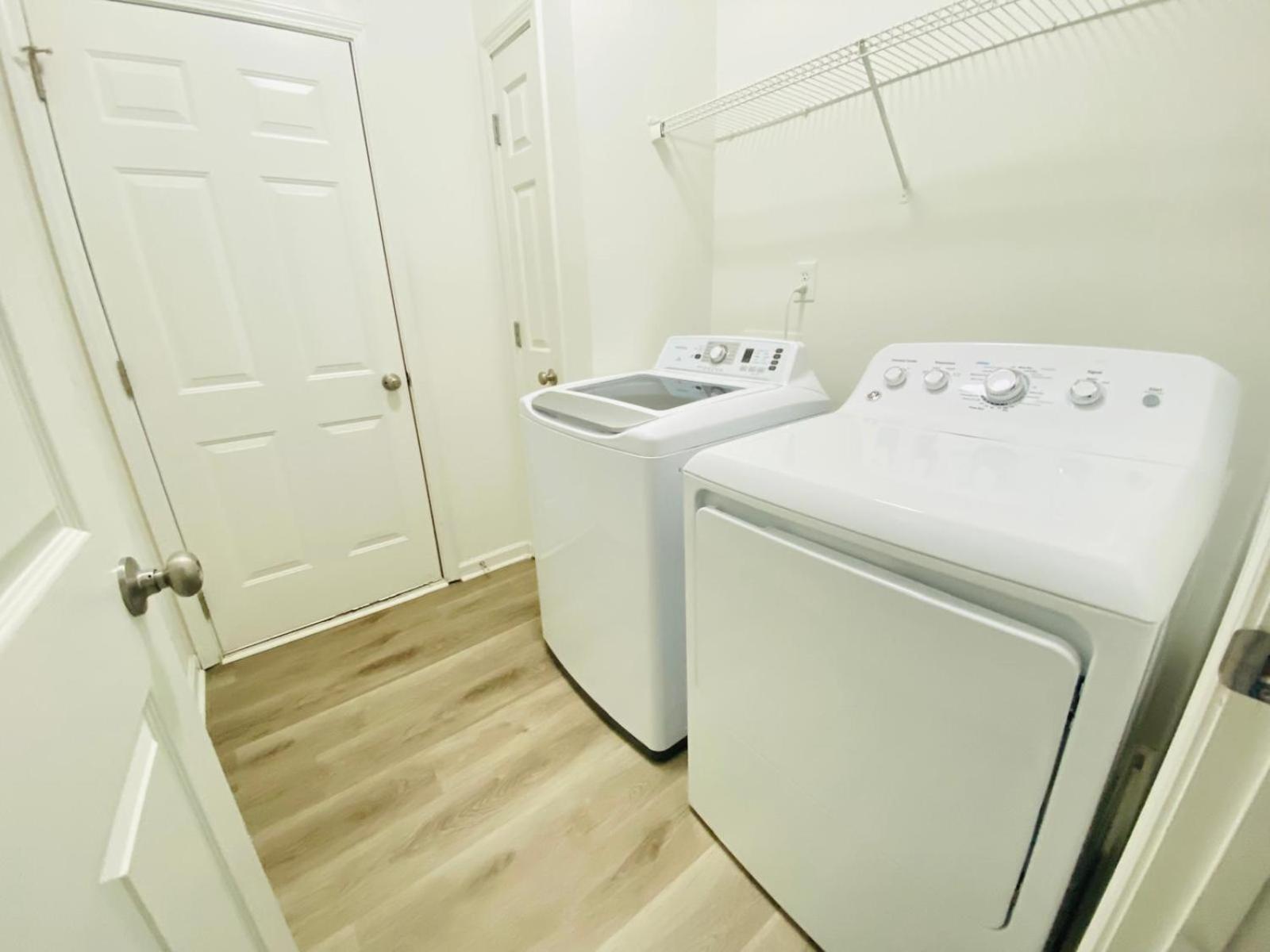 Spacious Room With Shared Bathroom رالي المظهر الخارجي الصورة